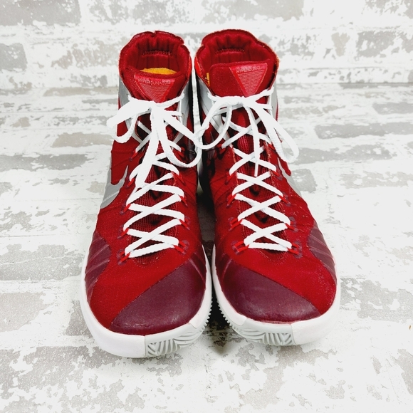 Nike Hyperdunk Red White Logo Lace Up High Top Athletic Basketball Sneakers D170 - Picture 3 of 13